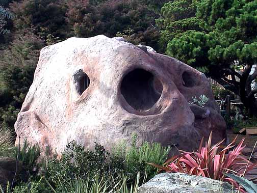 Oshonia Sculpture at Casa del Mar